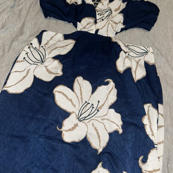 Lulus Bianca Navy Floral Print Backless Halter Spring Cottage Maxi Dress Medium - Picture 4 of 8